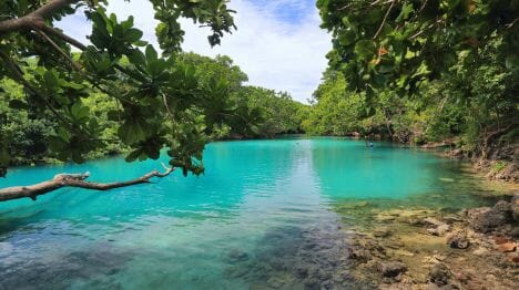 my-vanuatu-blue-holes-lagoon-water-view